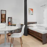 2 Proche Centre Avec Parking * Fréjus