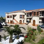 2 Proche Centre Avec Parking Apartamento