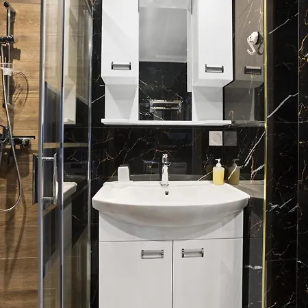 2 Proche Centre Avec Parking