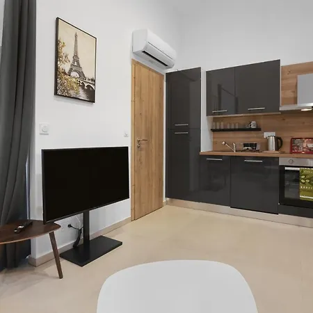 Lägenhet 2 Proche Centre Avec Parking Fréjus