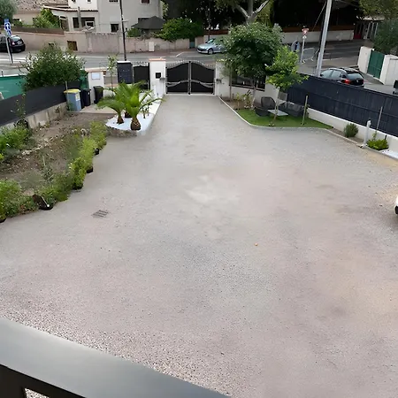 Studio 2 Proche Centre Avec Parking * Frejus